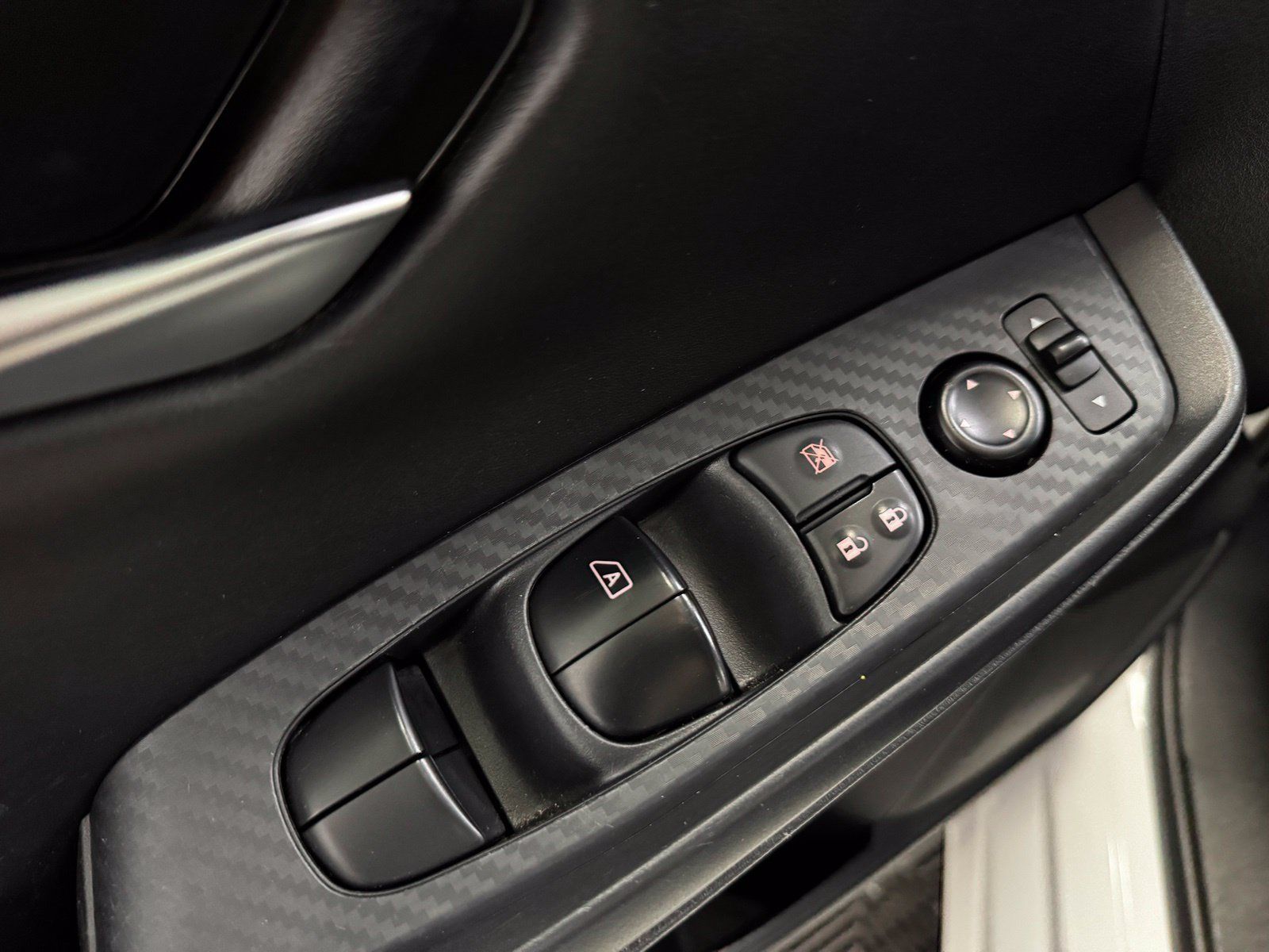 Certified 2024 Nissan Sentra SV FWD image 26