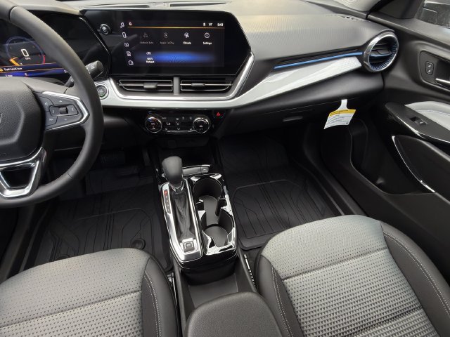 New 2026 Chevrolet Trax LT w/ Driver Confidence Package FWD image 11