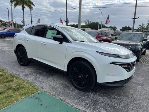 Used 2025 Nissan Murano SV FWD image 4