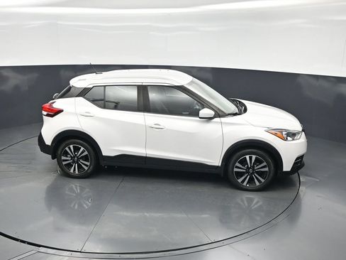 Used 2020 Nissan Kicks SV FWD image 51
