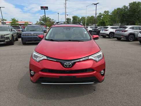 Used 2016 Toyota RAV4 Limited w/ Advanced Technology Package AWD/4WD image 3