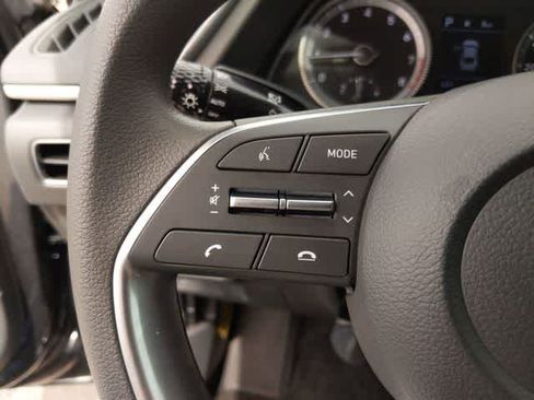 Used 2023 Hyundai Sonata SE image 29