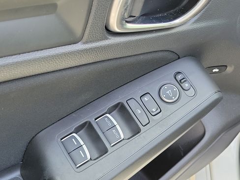 Used 2022 Honda Civic Sport image 19