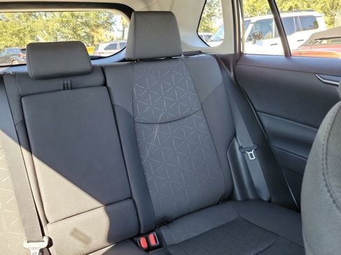 Used 2024 Toyota RAV4 AWD Hybrid image 6