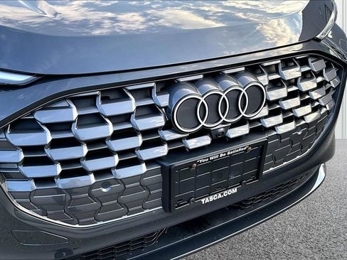 Used 2025 Audi Q5 Premium w/ Convenience Package AWD/4WD image 33