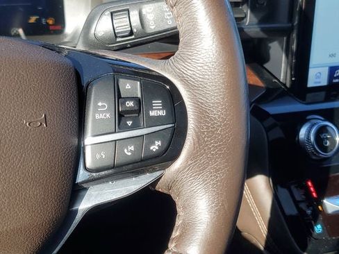 Used 2022 Ford Explorer King Ranch w/ Technology Package AWD/4WD image 15