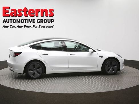 Used 2023 Tesla Model 3 Standard Range image 39