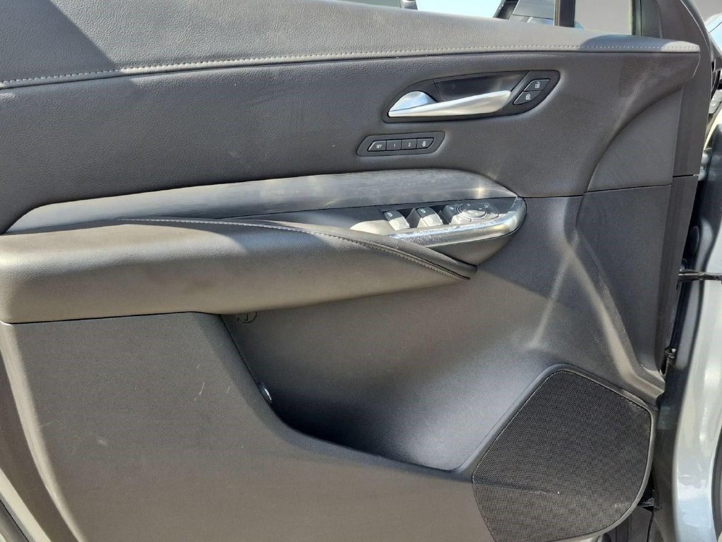 Certified 2025 Cadillac XT4 Premium Luxury FWD image 18