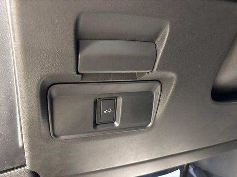 New 2026 Land Rover Range Rover Evoque S image 21