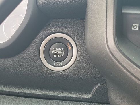 Used 2022 RAM 2500 Tradesman image 34