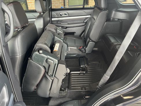 Used 2019 Ford Explorer Sport w/ Equipment Group 401A AWD/4WD image 22