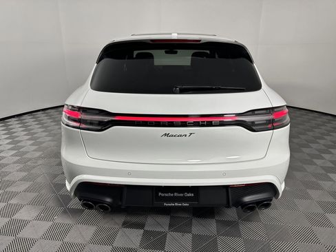 Certified 2025 Porsche Macan Turbo image 6