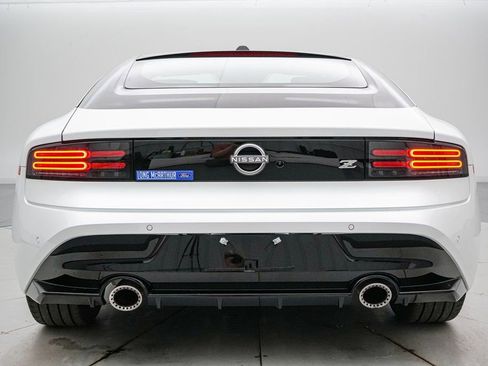Used 2024 Nissan Z Sport w/ Floor Mat Package image 18
