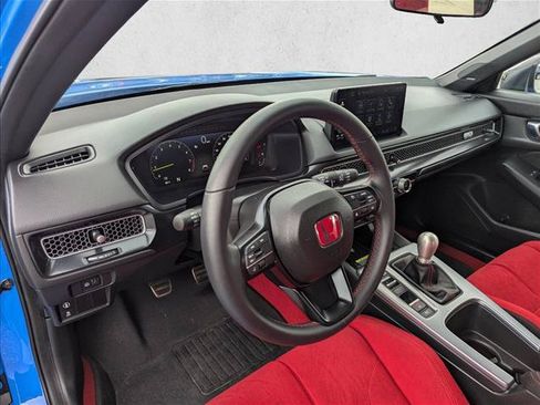 Used 2025 Honda Civic Type R image 12