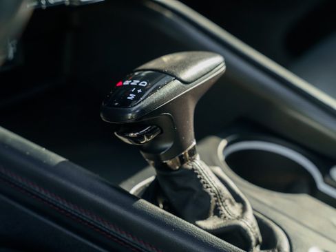 Used 2024 Dodge Durango GT RWD image 34
