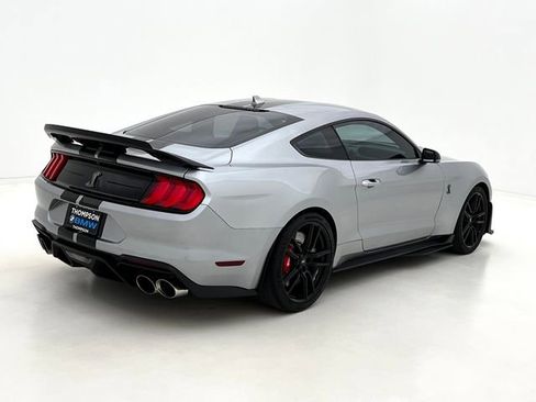 Used 2022 Ford Mustang Shelby GT500 w/ Technology Package RWD image 7