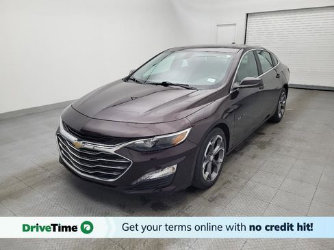 Used 2021 Chevrolet Malibu LT image 1