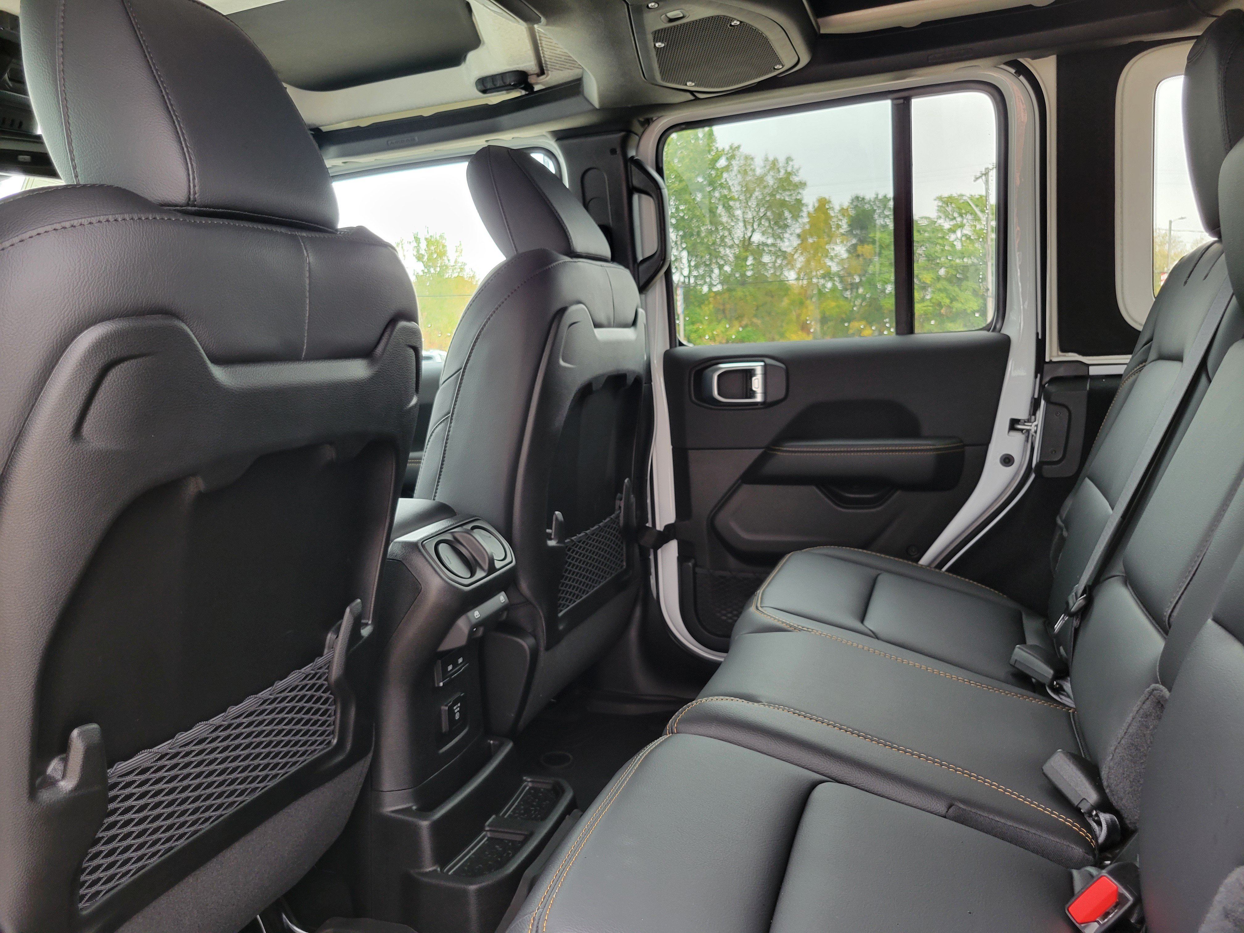 New 2027 Jeep Wrangler Unlimited Sahara AWD/4WD image 18