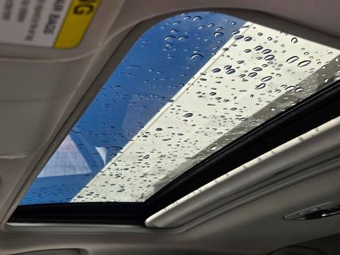 Certified 2024 Subaru Crosstrek 2.5i Limited w/ Crosstrek Mirror Package image 21