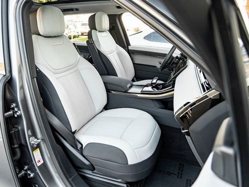 Used 2024 Land Rover Range Rover Sport Dynamic SE image 26