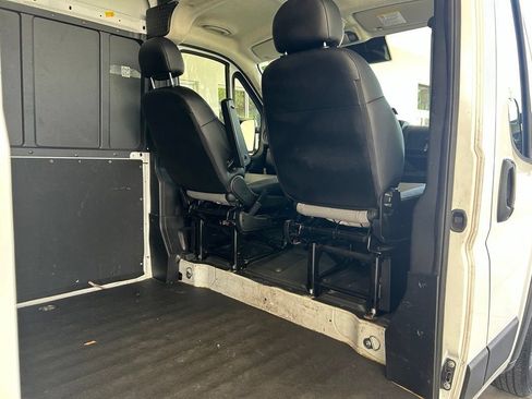 Used 2025 RAM ProMaster 2500 w/ Convenience Group FWD image 27
