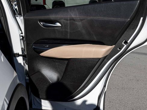 Used 2024 Cadillac XT4 Luxury w/ Trailering Package image 15