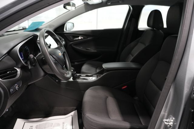 Used 2025 Chevrolet Malibu LS w/ Driver Confidence Package FWD image 13