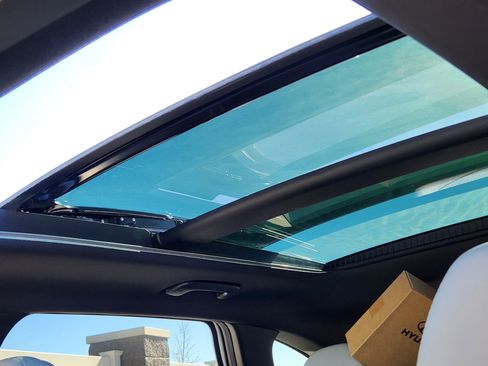 New 2026 Hyundai Tucson Limited image 34