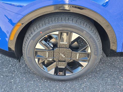 New 2026 Kia Sportage SX image 17