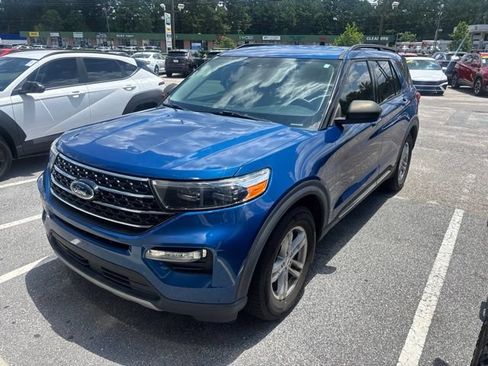 Used 2021 Ford Explorer XLT w/ Equipment Group 202A RWD image 1