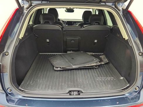 Used 2025 Volvo XC60 B5 Core w/ Climate Package AWD/4WD image 20