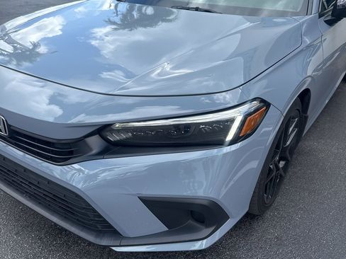 Used 2023 Honda Civic Sport image 1