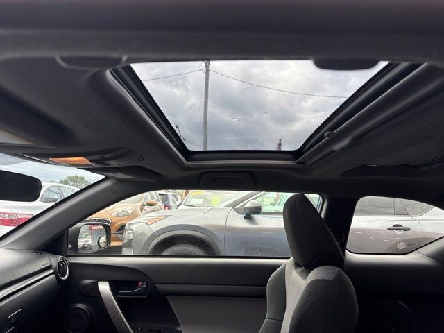 Used 2014 Scion tC FWD image 14
