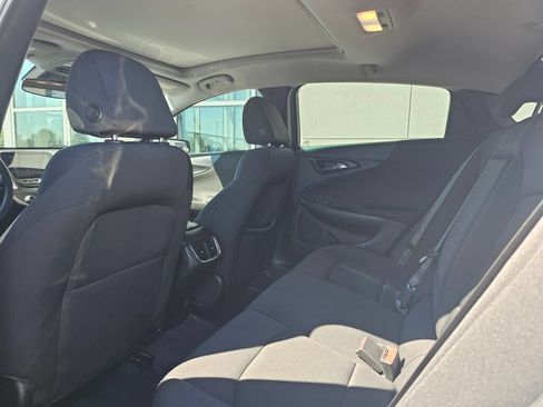 Used 2024 Chevrolet Malibu LT FWD image 11
