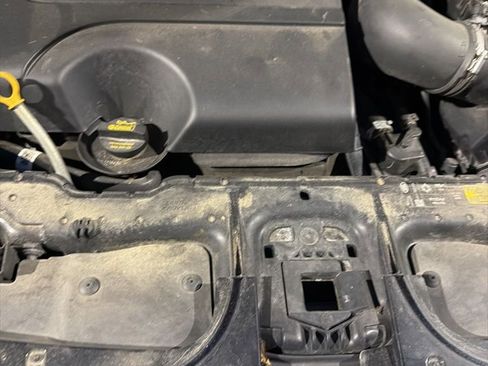 Used 2022 Land Rover Range Rover Evoque SE image 30