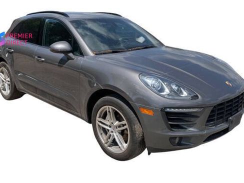 Used 2015 Porsche Macan S AWD/4WD image 8
