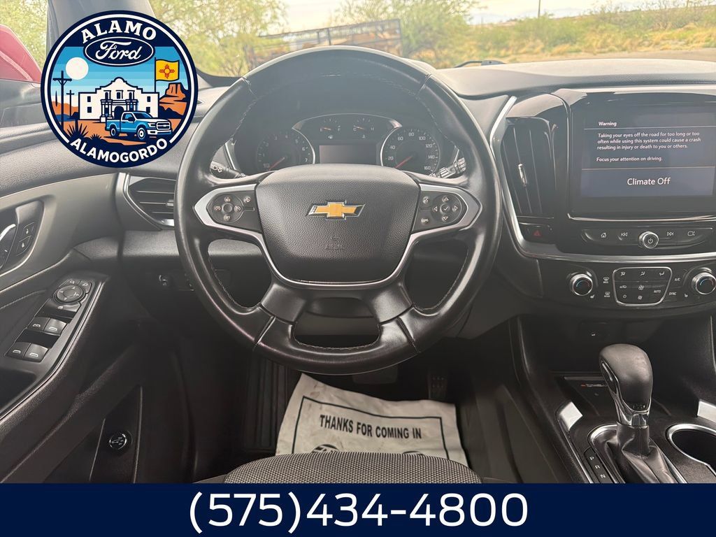Used 2023 Chevrolet Traverse LT AWD/4WD image 13