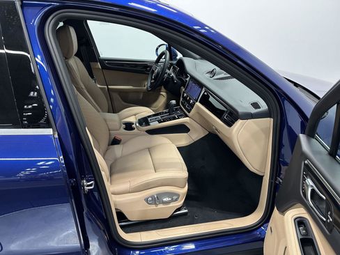 Used 2026 Porsche Macan Turbo image 41