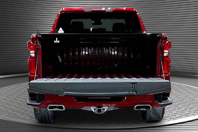 Certified 2024 Chevrolet Silverado 1500 RST w/ Z71 Off-Road Package AWD/4WD image 7