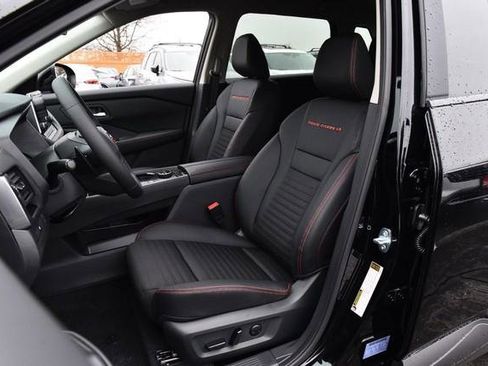 New 2026 Nissan Rogue SV image 23