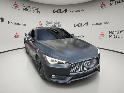 Used 2018 INFINITI Q60 Red Sport 400 AWD/4WD image 6