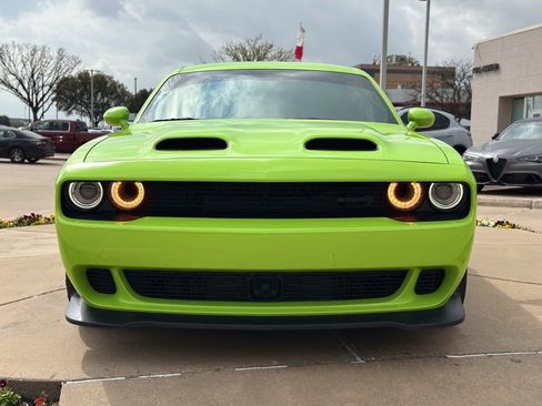 Used 2023 Dodge Challenger SRT Hellcat image 3