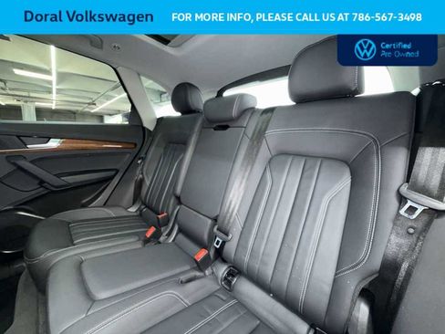 Used 2023 Audi Q5 2.0T Premium w/ Convenience Package AWD/4WD image 22