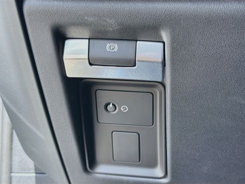 Used 2024 Land Rover Defender 130 X AWD/4WD image 37