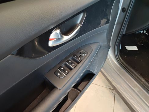 Used 2024 Kia Forte GT-Line w/ GT-Line Premium Package FWD image 8
