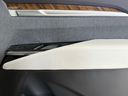 New 2026 Cadillac Escalade ESV Platinum Sport image 32