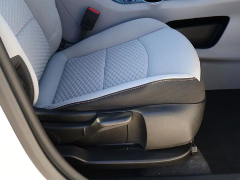 Used 2021 GMC Terrain SLE w/ Driver Convenience Package image 17