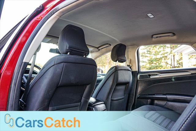 Used 2018 Ford Fusion SE w/ Fusion SE Technology Package FWD image 30