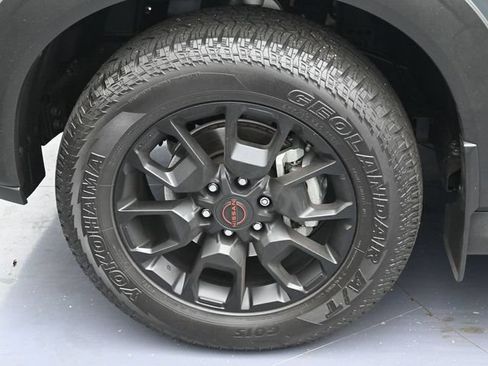 New 2025 Nissan Armada PRO-4X w/ Pro-4X Premium Package AWD/4WD image 7