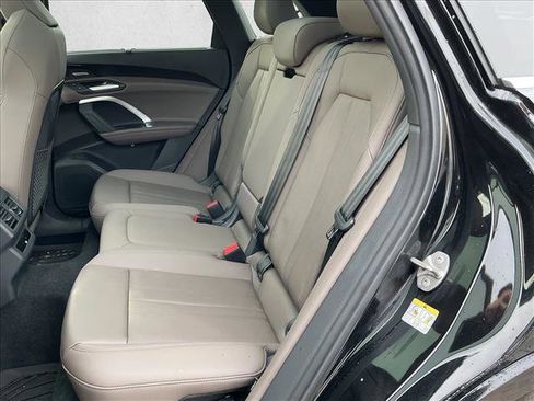 Used 2025 Audi Q5 Premium Plus w/ Premium Plus image 13
